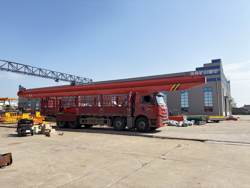 電動單梁起重機 LD5t-19.5m 制作完成 裝車發出